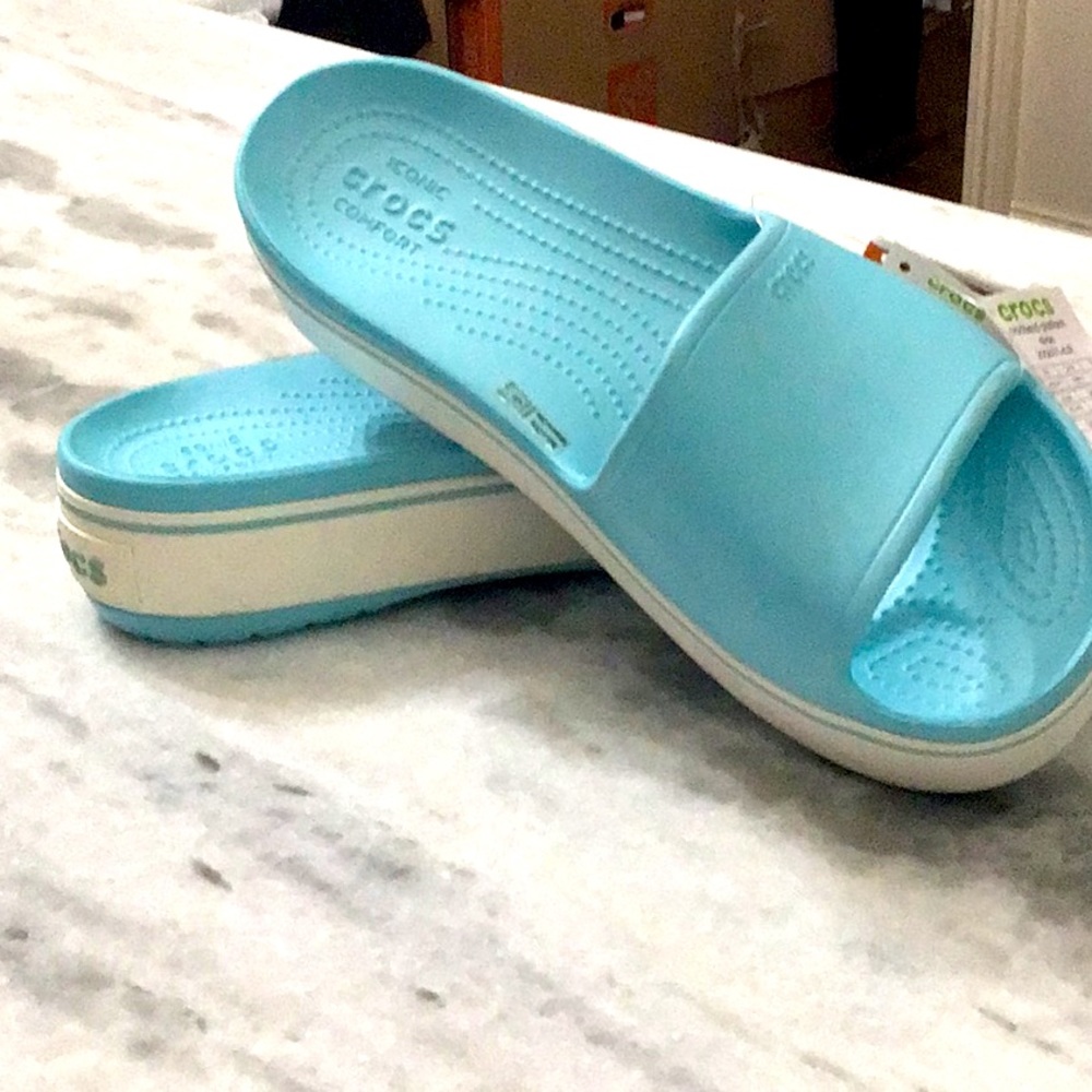Ionic CROCS comfort